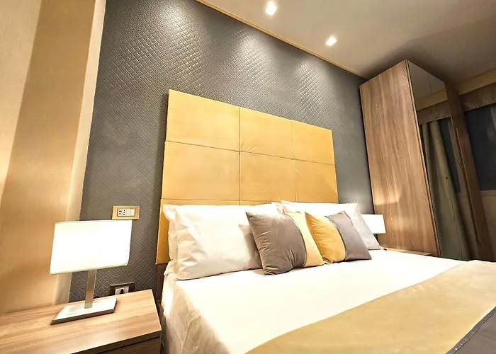 Astoria Supreme - Modern Boutique Suites